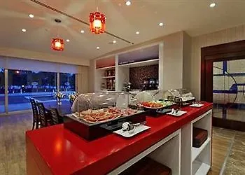 酒店 格丹斯克机场希尔顿集团汉普顿酒店 3*